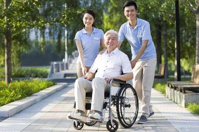 养老新规实行,老年人生活将迎来双重保障